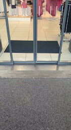 Photo n°24 de Kiabi à Varennes-sur-Seine (Magasin de vêtements pour femmes)