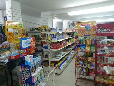 Photos of Comercial KENMELL