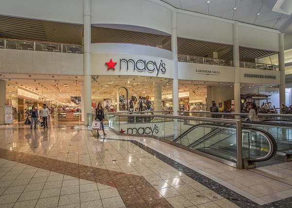 Oakland Mall photo 1