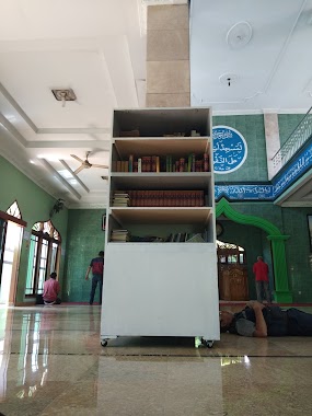 Nurul Iman Mosque Tomb Stone, Author: Wibi Nurrohman