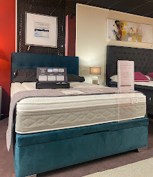 Photo n°43 de Meubles de l'Autize à Coulonges-sur-l'Autize (Magasin de canapés)