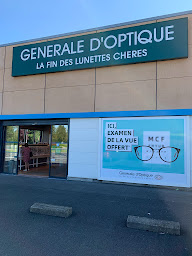 Photo n°1 de Opticien CHEMILLE Générale d'Optique à Chemillé-en-Anjou (Magasin de lunettes de soleil)