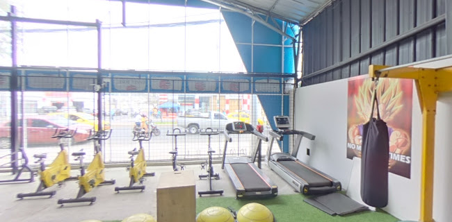 Opiniones de EVOL FITNESS CLUB en Portoviejo - Gimnasio