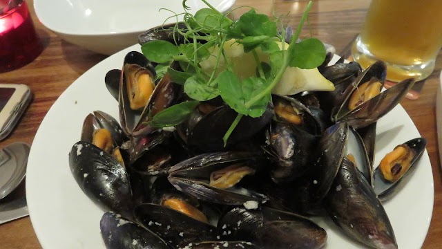 Mannions Seafood Bar & Restaurant