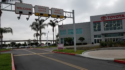 AutoNation Toyota Irvine, Car Dealer at Orange