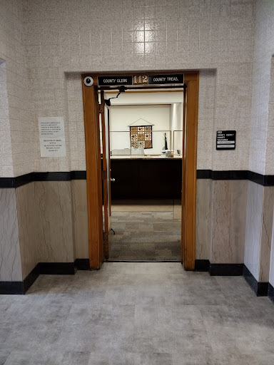 Juneau County Courthouse Gallery - United States