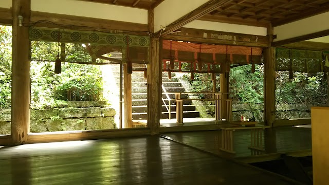 Takemikumari Shrine
