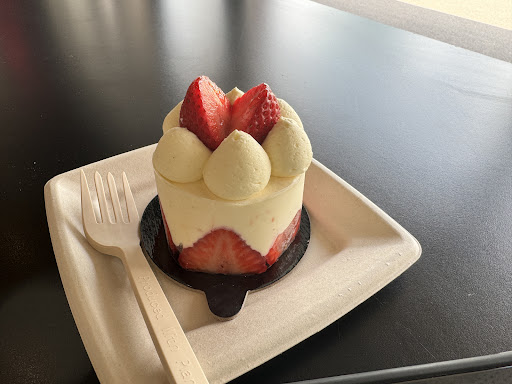 Amadeus Patisserie - Thumbnail