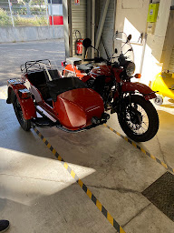 Photo n°7 de Centre contrôle technique DEKRA - Contrôle Automobile Pelissannais à Pélissanne (Centre de contrôle technique)