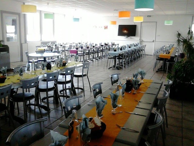 CHEZ ROMU