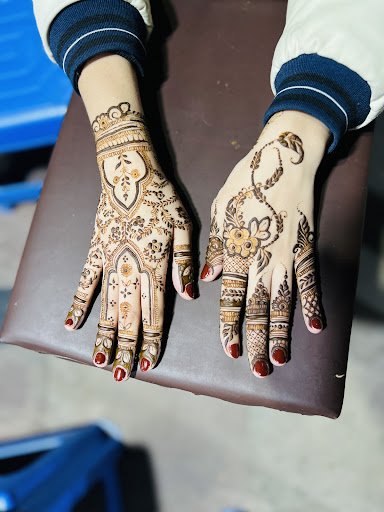 Kuldeep Mehandi Arts is also known as best mehandi artist in faridabad. In Haryana we provide dif… post image