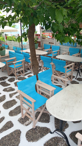 Opinii despre Καφέ-Ουζερί "Ταλιάνι" în Μηχανιώνα - Εστιατόριο