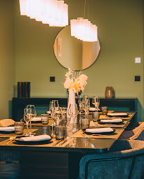 Photo n°46 de SOLIS bar & restaurant Méditerranéen à Paris (Restaurant méditerranéen)