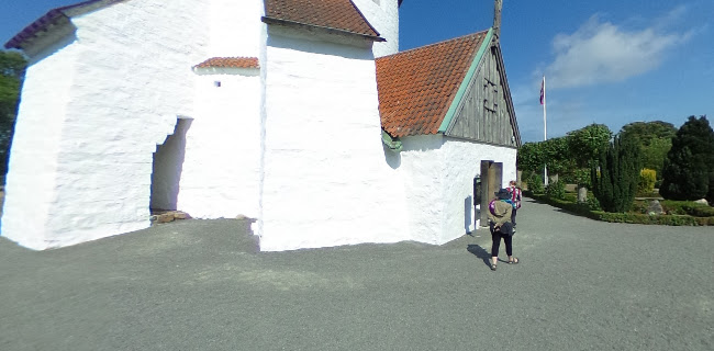 Anmeldelser af Sankt Ols Kirke i Rønne - Kirke