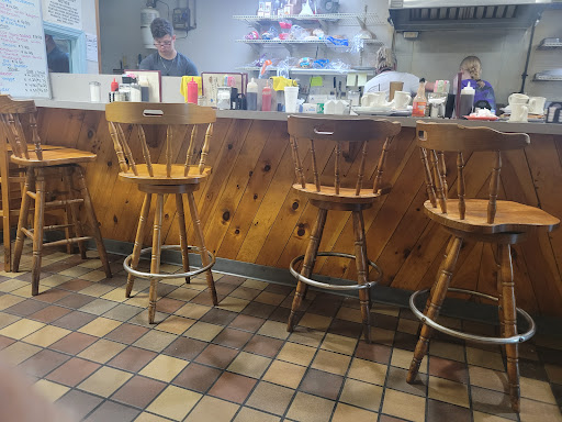 Schultzy's Place - Visual