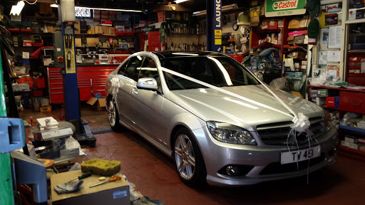 St Cross Garage - Thumbnail