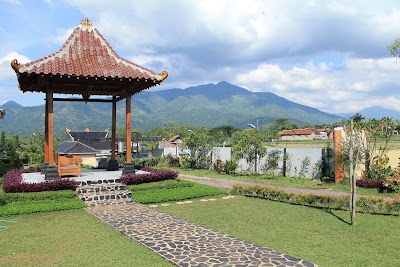 Photos of Pasulukan Loka Gandasasmita