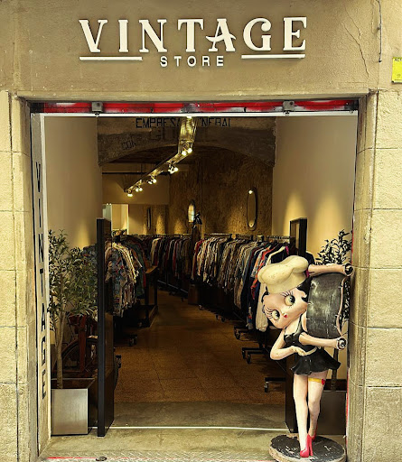 VS Vintage Store - Thumbnail