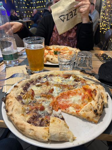 Zeza Pizzeria Gallery - Italy