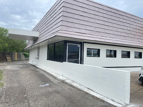 Golden Crown Inn by null