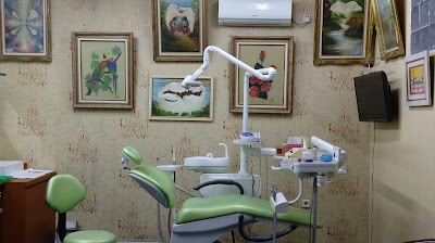Photos of Dokter Gigi Philip Karman - Jennie Facial - Hypnotherapy