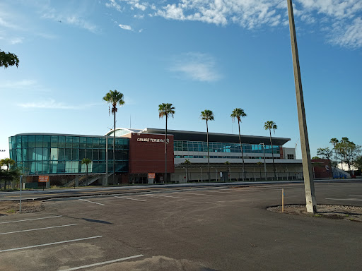 Valet Terminal 3