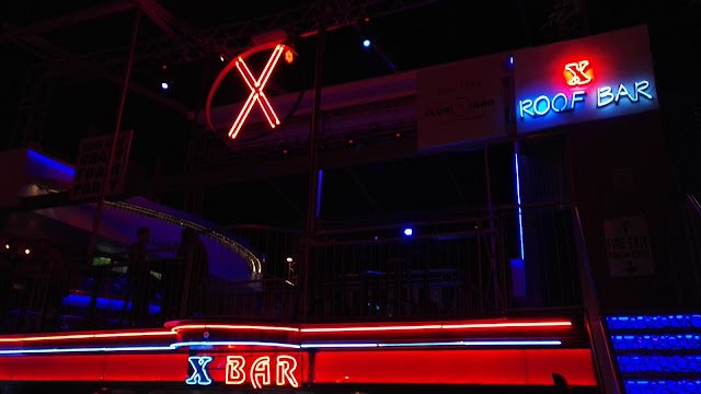 X Roof Bar