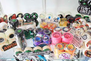 Photo n°25 de Fulkit à Fontanil-Cornillon (Magasin de skateboards)