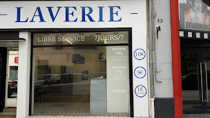 Photo n°10 de Laverie libre service à Paray-le-Monial (Pressing)