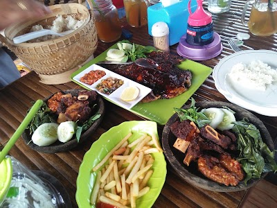 Photos of WaKul Bu Tjipto