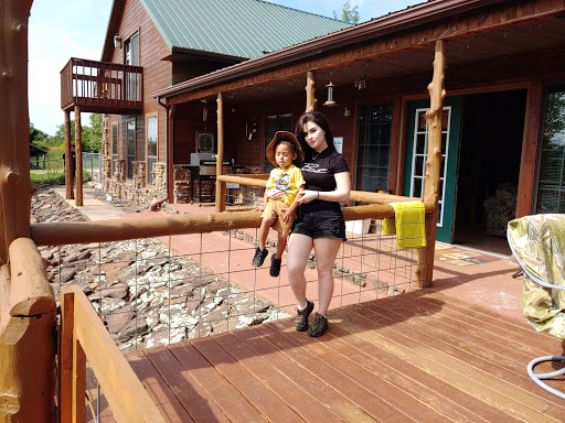 Osage Creek Cabins - Pappy's Cabin - Thumbnail