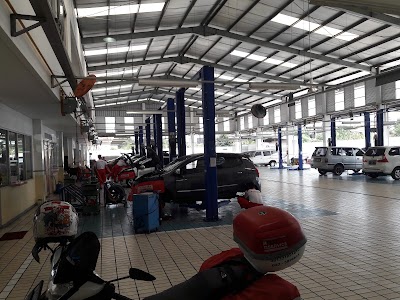 Photos of Toyota Merdeka Motor