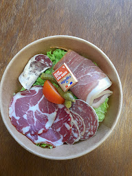 Photo n°4 de Bar Restaurant Chez Champagne à Asprières (Restaurant méditerranéen)