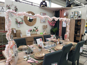 Photo n°2 de Maxi Bazar à Puget-sur-Argens (Bazar)