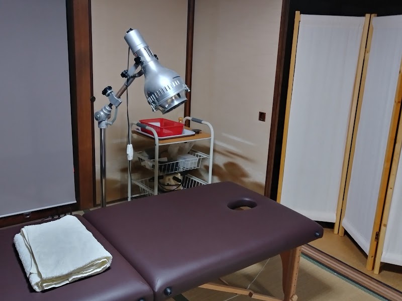 しろがねサポート みよし整体