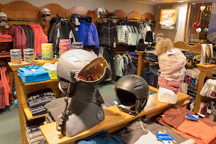 Photo n°24 de BLANC SPORT à Saint-Gervais-les-Bains (Service de location d'équipements sportifs)