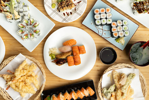 Sam Sushi - Visual