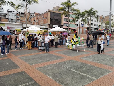 Photos of Colegio Mar&iacute;a Reina