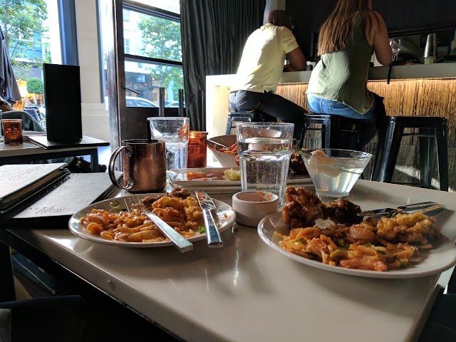 Straits Restaurant