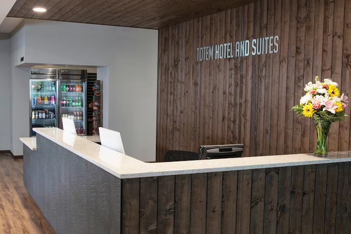 Totem Hotel and Suites by null