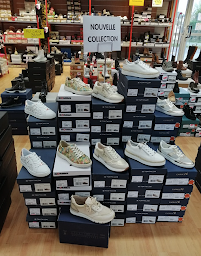 Photo n°21 de Pointure Plus - St Seurin sur l'isle à Saint-Seurin-sur-l'Isle (Magasin de chaussures)