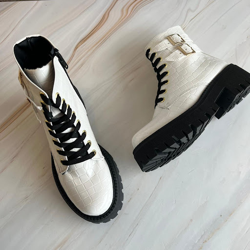 Zapaterias Mona (Fashion Mall) - Thumbnail