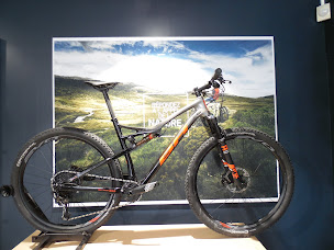 Photo n°21 de Culture Vélo Amiens à Camon (Magasin d'articles de sports)