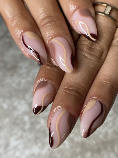 Beauté 2 Reine - Thumbnail