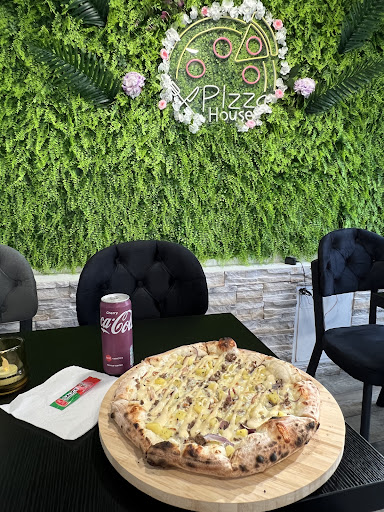 Photo 3 - Pizza House