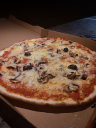 Photo n°18 de Pizza 3000 David à Fréjus (Pizzas à emporter)