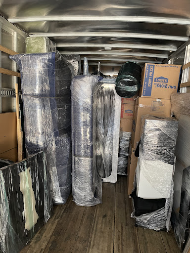 Jackie Movers - Visual