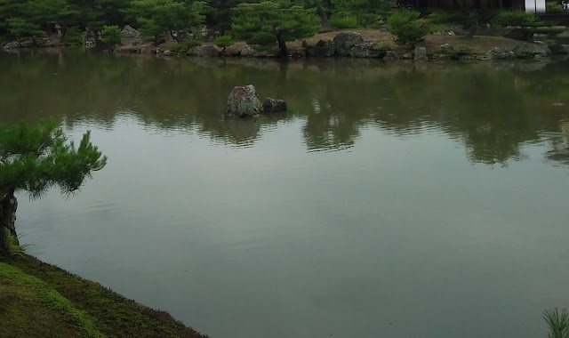 俵屋吉富