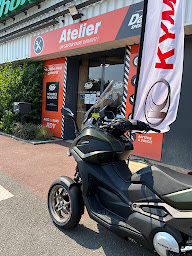 Photo n°17 de Dafy Cesbron à Les Ponts-de-Cé (Magasin de motos)
