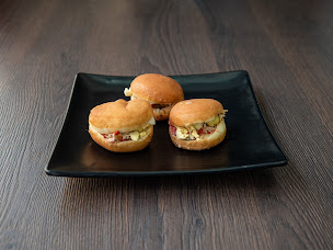 Photo n°12 de BeKef Sandwich - Traiteur - Shabbat à Levallois-Perret (Restaurant casher)